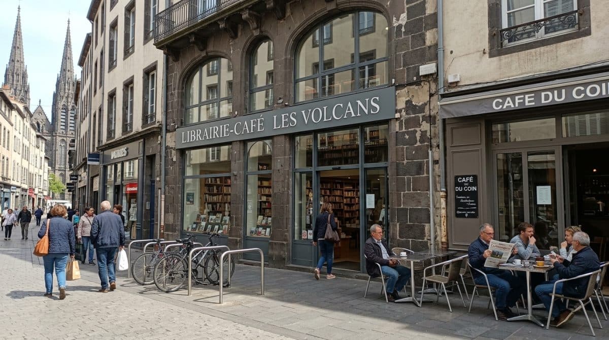 Illustration générée : Murs commerciaux à 2 min à pied de la Place de Jaude